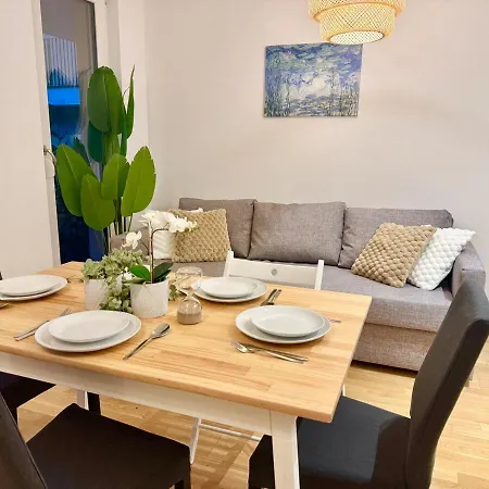 דירה Modern With Garden Near Scs וינר ניודורף