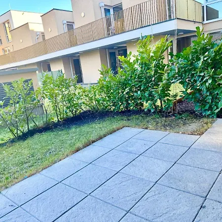 Modern With Garden Near Scs וינר ניודורף
